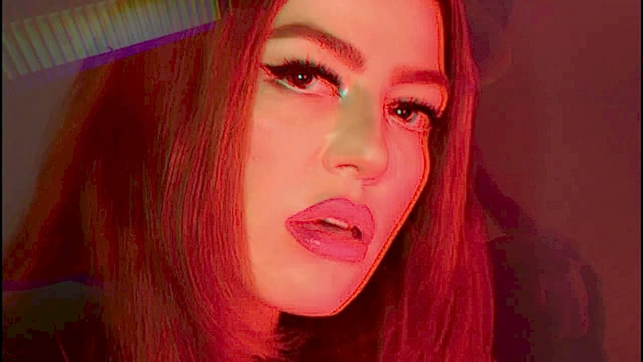 Derya Günbattı – Karşılıksız Sevgi